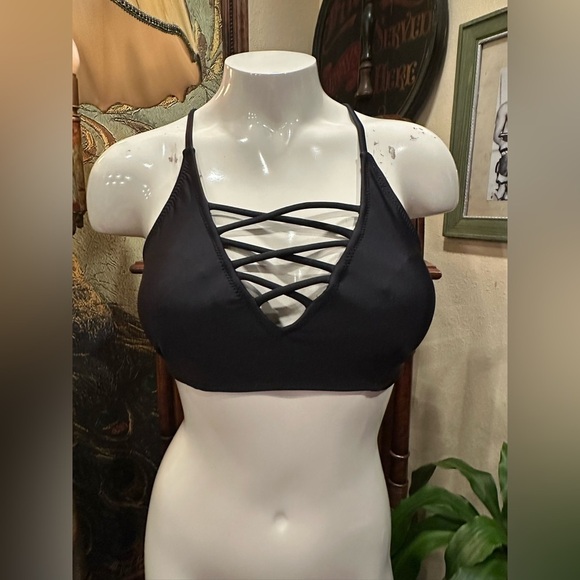 NWT SHEKINI BLACK BIKINI TOP - Picture 1 of 7